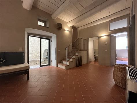 immobiliare cortonese|House in Cortona